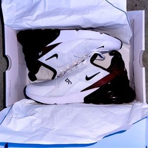 Nike Men’ Air Max 270